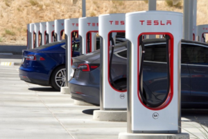 Read more about the article Tesla’s Sustainable Energy Strategy: Why the Future is Electric