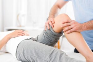 Read more about the article Revolutionizing Knee Pain Management: Exploring Innovative Physiotherapy Technologies