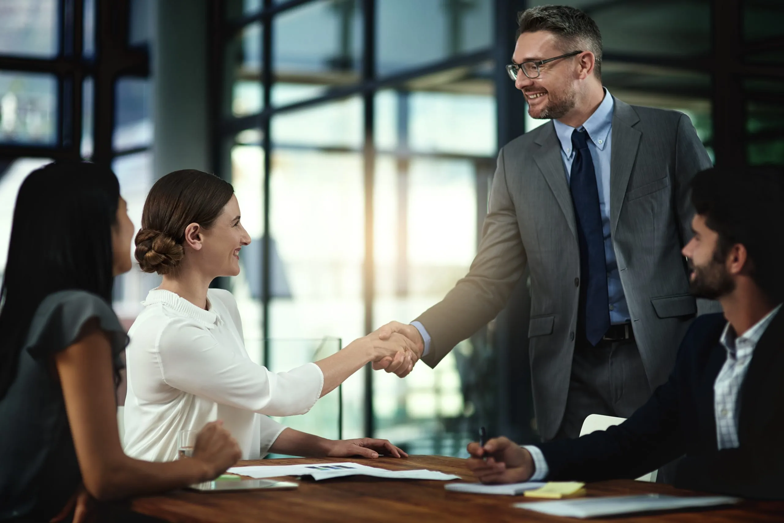 You are currently viewing Setter Closer: How This Dynamic Sales Model Maximizes Conversions
