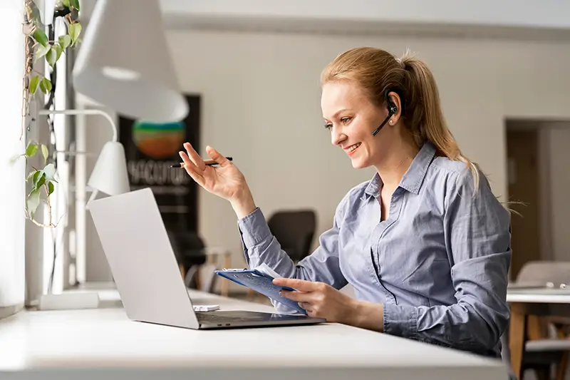 You are currently viewing Mastering the Role of a Remote Inbound Closer: Skills, Strategies, and Opportunities