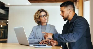 Read more about the article Mastering Sales Demo Training: Boost Your Conversion Rates and Close More Deals