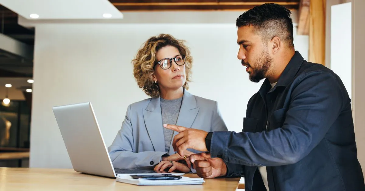 You are currently viewing Mastering Sales Demo Training: Boost Your Conversion Rates and Close More Deals